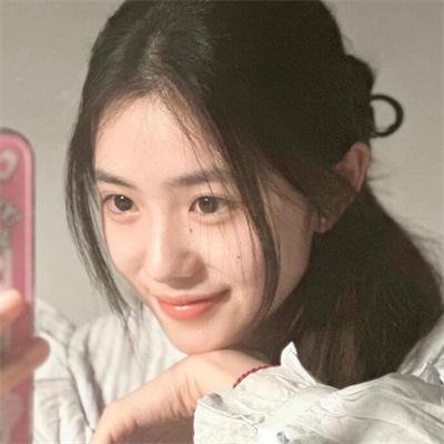 推动摇篮的手